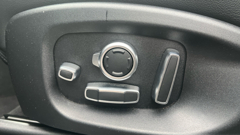 Jaguar F-Pace 3.0d V6 300 Sport 5dr Auto AWD Diesel Estate